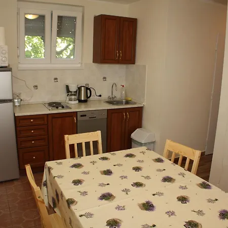 Nyaraló Holiday House Alexander Nr. 194 *